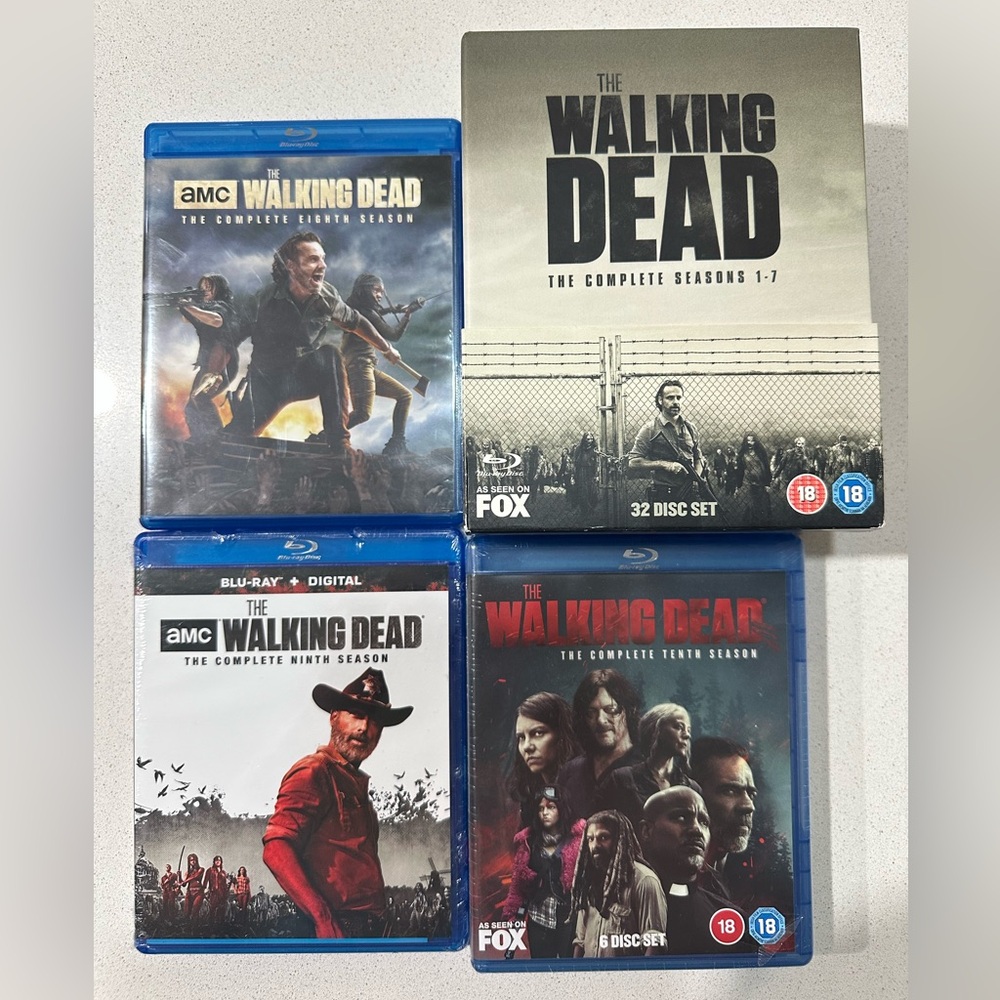 The Walking Dead The Complete 1 - 10 Seasons Blue Ray.